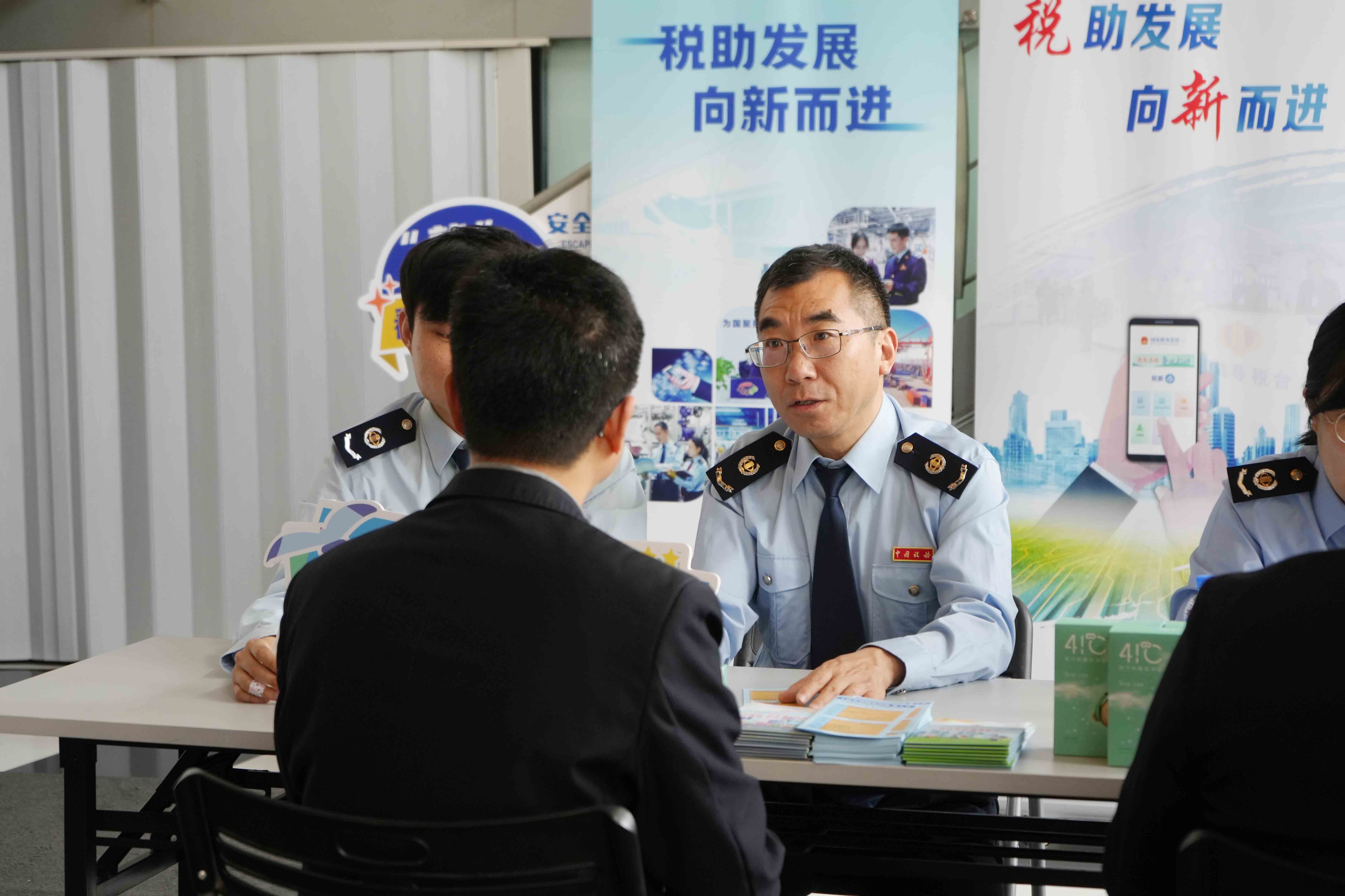 DSC06905.jpg DSC06905.jpg