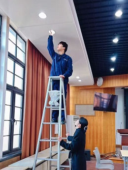 燈光檢測_上海專業(yè)物業(yè)公司