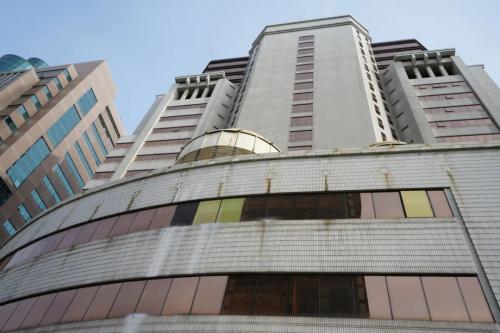 港泰廣場面臨諸多嚴峻挑戰(zhàn) 港泰廣場面臨諸多嚴峻挑戰(zhàn)_物業(yè)公司