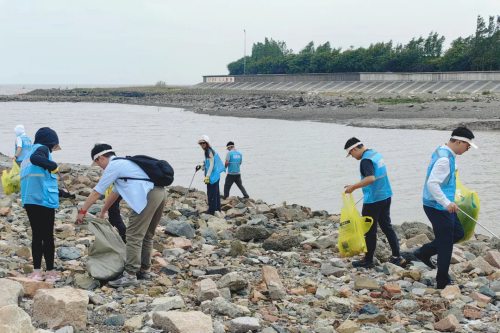 環(huán)?；貙?shí)踐_物業(yè)服務(wù)